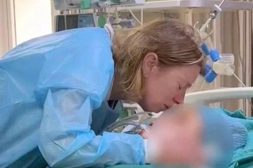 Cô gái 19 tuổi người Anh qua đời, trao cơ hội sống cho 3 bệnh nhân Việt Nam: Nỗi đau thành 'phép màu' sự sống