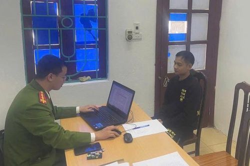 Phát hiện người đàn ông đánh bạc trên điện thoại, 18 ngày 'nướng' hơn 2 tỷ đồng