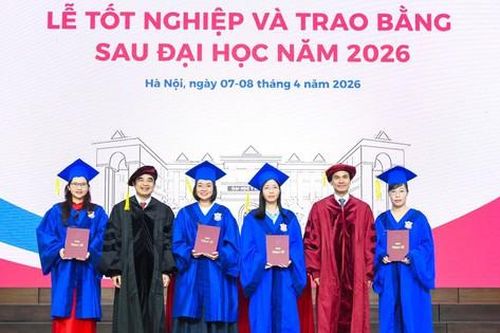 Trường Đại học Y Hà Nội 'tiếp lửa' cho hơn 1.200 chuyên gia y tế chất lượng cao