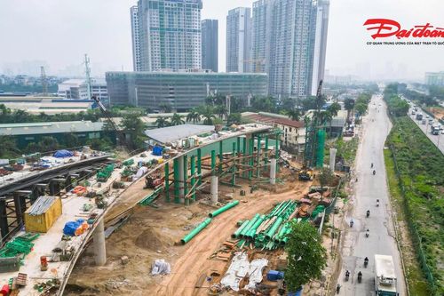 Nút giao 2.400 tỷ đồng trên Đại lộ Thăng Long dần hiện rõ hình hài