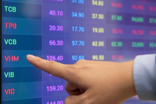 32 cổ phiếu dự báo hút dòng tiền tỷ USD sau khi thị trường nâng hạng
