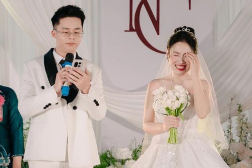 Chú rể Trung Quốc phát biểu tiếng Việt khiến cả hôn trường bật cười