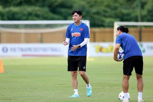 Trợ lý người Hàn Quốc chia tay Ban huấn luyện đội U23 và ĐTQG