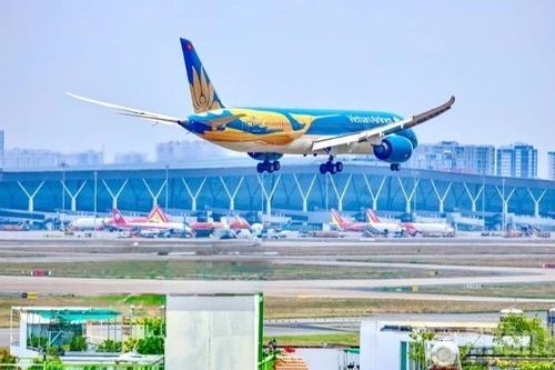 Điểm cân bằng hợp lý về tỷ lệ sở hữu của nhà đầu tư ngoại tại các hãng bay Việt