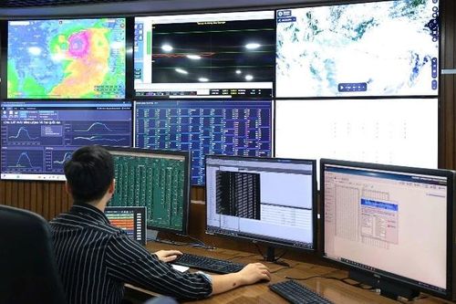 Nhu cầu sử dụng điện tăng cao do nắng nóng kéo dài
