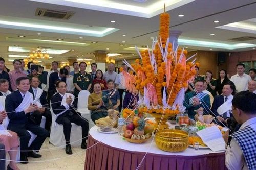 Đại sứ quán Lào tại Việt Nam tổ chức Lễ đón Tết cổ truyền Bunpimay