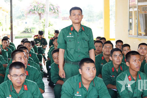 'Mỗi tối một câu hỏi' - cách học chính trị hiệu quả