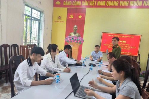 Măng không uốn, tre trổ vồng!