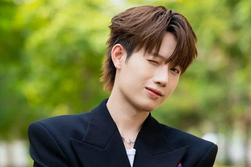 Nhạc Việt có thêm giọng ca mới nhảy giỏi, 'visual' tỏa sáng đúng chuẩn 'soái ca'