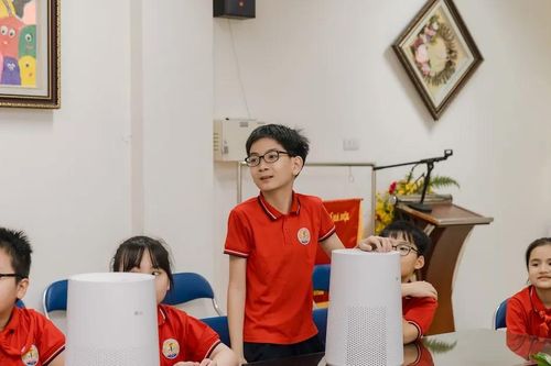 LG Electronics Việt Nam trao tặng 50 máy lọc không khí cho trường tiểu học