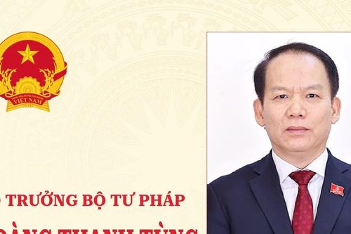 [INFO] Chân dung Bộ trưởng Bộ Tư pháp Hoàng Thanh Tùng