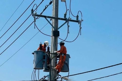 TPHCM đảm bảo cung cấp điện trong cao điểm nắng nóng
