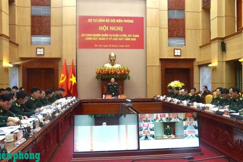 Tập trung khắc phục có hiệu quả khâu yếu, mặt yếu trong huấn luyện, duy trì nền nếp chính quy và quản lý kỷ luật