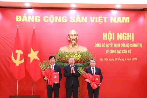 Bộ Chính trị điều động, phân công, bổ nhiệm đồng chí Nguyễn Hải Ninh giữ chức Chánh Văn phòng Trung ương Đảng