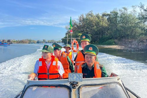 Giữ đất, giữ dân, giữ pháp luật nơi biên cương: Đi dân nhớ, ở dân thương - Kỳ 2: Giữ bình yên từ biển – câu chuyện ở Bình Châu