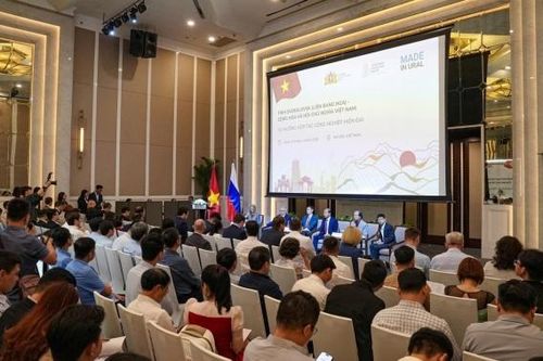 Sverdlovsk (Nga) sẵn sàng thúc đẩy các dự án năng lượng với Việt Nam