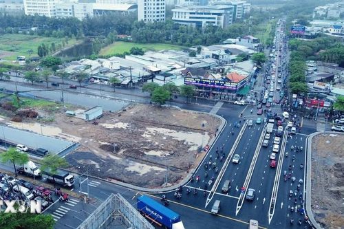 TP Hồ Chí Minh nghiên cứu làm đường trên cao dọc tuyến Nguyễn Văn Linh