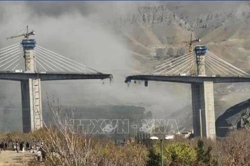 Đằng sau việc Israel dồn dập tấn công đường sắt và cầu cống ở Iran