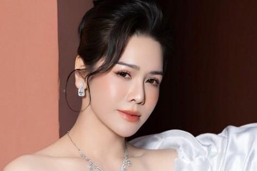 'Mẹ đơn thân giàu bậc nhất showbiz Việt': Tận hưởng cuộc sống bình yên, viên mãn bên các con trong căn biệt thự rộng 200m2