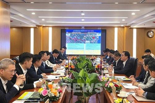 Đẩy nhanh tiến độ 3 dự án giao thông trọng điểm kết nối Việt - Lào