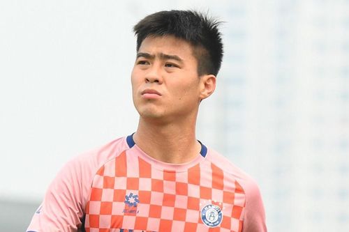 Gần 10 tỷ đồng cho trung vệ Đỗ Duy Mạnh
