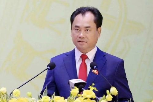 Ông Trịnh Việt Hùng giữ chức Bộ trưởng Bộ Nông nghiệp và môi trường