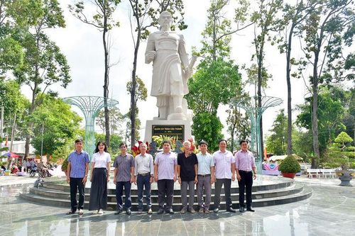 Tiếp nối hào khí Bảy Thưa