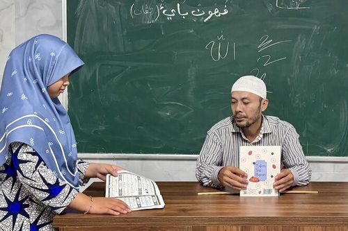 Khai giảng lớp giáo lý Islam của đồng bào Chăm xã Châu Phong