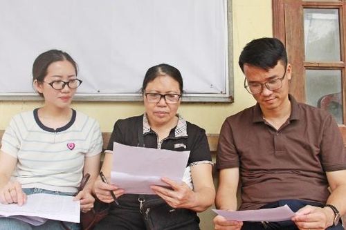 Phó Bí thư Chi bộ Hoàng Thị Hợp: Trách nhiệm, tận tụy với việc chung