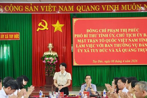 Phó Bí thư Tỉnh ủy Lâm Đồng Phạm Thị Phúc làm việc tại 2 xã biên giới