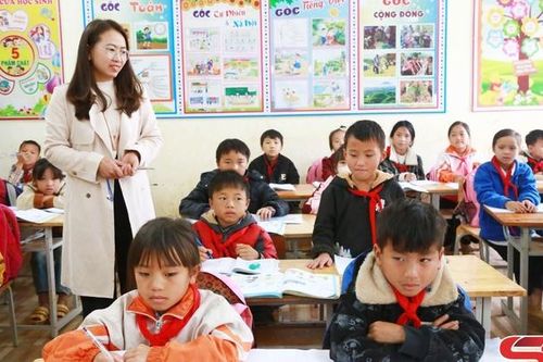 Nuôi dưỡng ước mơ cho học sinh vùng cao Xím Vàng
