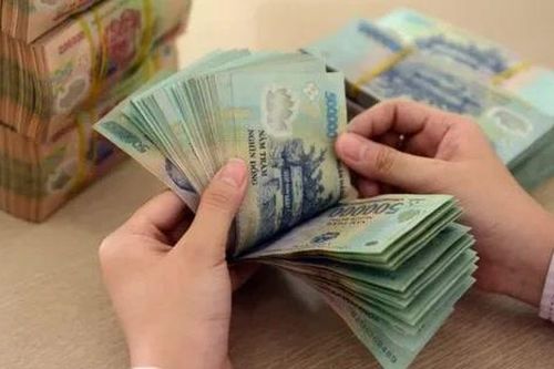 Lãi suất liên ngân hàng biến động mạnh 3 tháng đầu năm