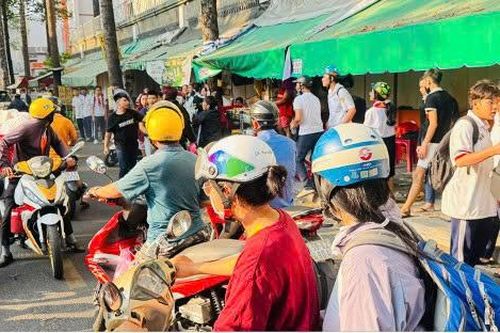 Khẩn trương làm rõ nhóm đối tượng ẩu đả trước cổng trường THCS Hồng Bàng