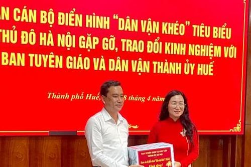 Hà Nội - Huế: Trao đổi kinh nghiệm 'Dân vận khéo' xây dựng đô thị xanh, thông minh, giàu bản sắc