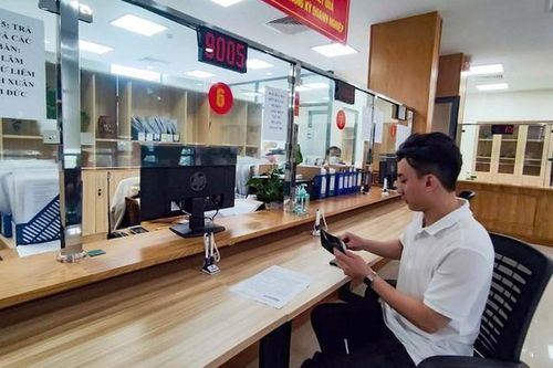 Hà Nội yêu cầu xử lý dứt điểm hồ sơ, phản ánh quá hạn trên Cổng Dịch vụ công Quốc gia