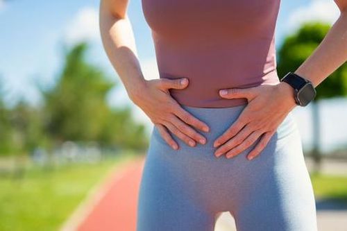 Chạy bộ ngày 'đèn đỏ': Nên hay không?