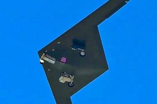 UAV tàng hình RQ-180 của Mỹ xuất hiện ở Hy Lạp hé lộ nhiệm vụ do thám tối mật
