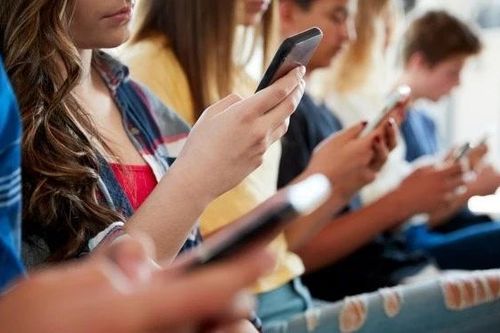 Hy Lạp cấm trẻ em dưới 15 tuổi sử dụng mạng xã hội