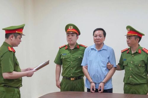 Phú Thọ: Khởi tố giám đốc, hiệu trưởng 'ăn chặn' tiền trợ cấp người yếu thế