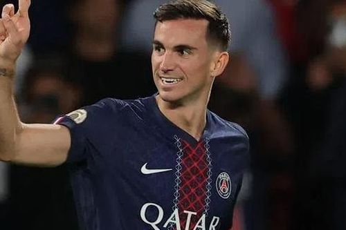 Cầu thủ khiến PSG dậy sóng