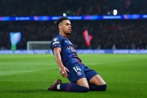 Doue và Kvaratskhelia lập công, PSG áp đảo Liverpool