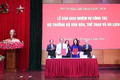 Bàn giao nhiệm vụ Bộ trưởng Bộ Văn hóa, Thể thao và Du lịch