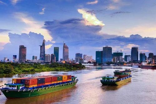 Tăng mức xử phạt vi phạm trong hàng hải và đường thủy nội địa