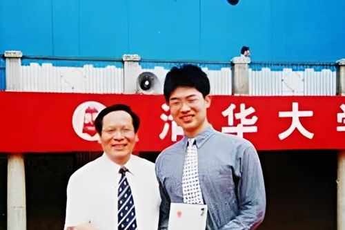 Khi danh xưng 'thần đồng' trở thành bản án tù đày tuổi thơ