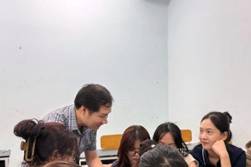 Kỳ vọng giáo dục phát triển bền vững, chú trọng con người và đội ngũ nhà giáo