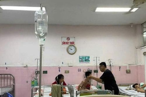 Cơ sở y tế ở TPHCM tiếp nhận 53 ca nghi ngờ ngộ độc thực phẩm