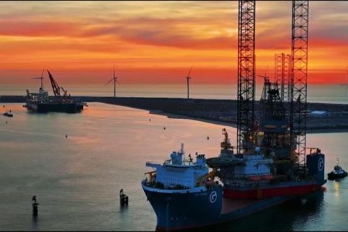 Cận cảnh giàn khoan tự nâng đa năng PV DRILLING IX chuẩn bị đi vào hoạt động