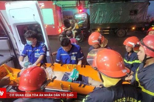 Cảnh sát PCCC kịp thời cứu người hôn mê mắc kẹt