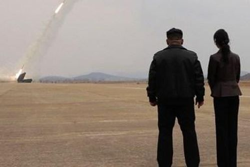 Triều Tiên thử nghiệm tên lửa đạn đạo chiến thuật, Hàn Quốc họp khẩn