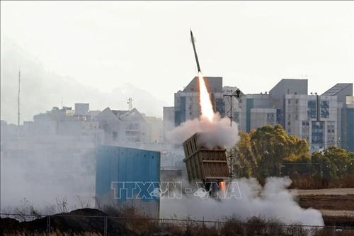Israel đẩy nhanh sản xuất tên lửa Arrow 3